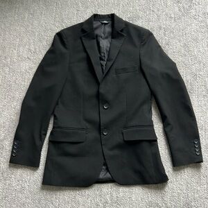 Men’s black suit jacket